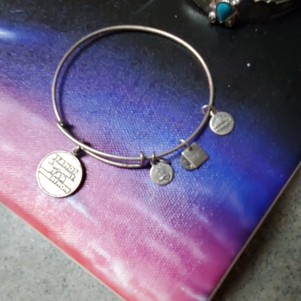 Baby bracelets - Picture 4 of 4
